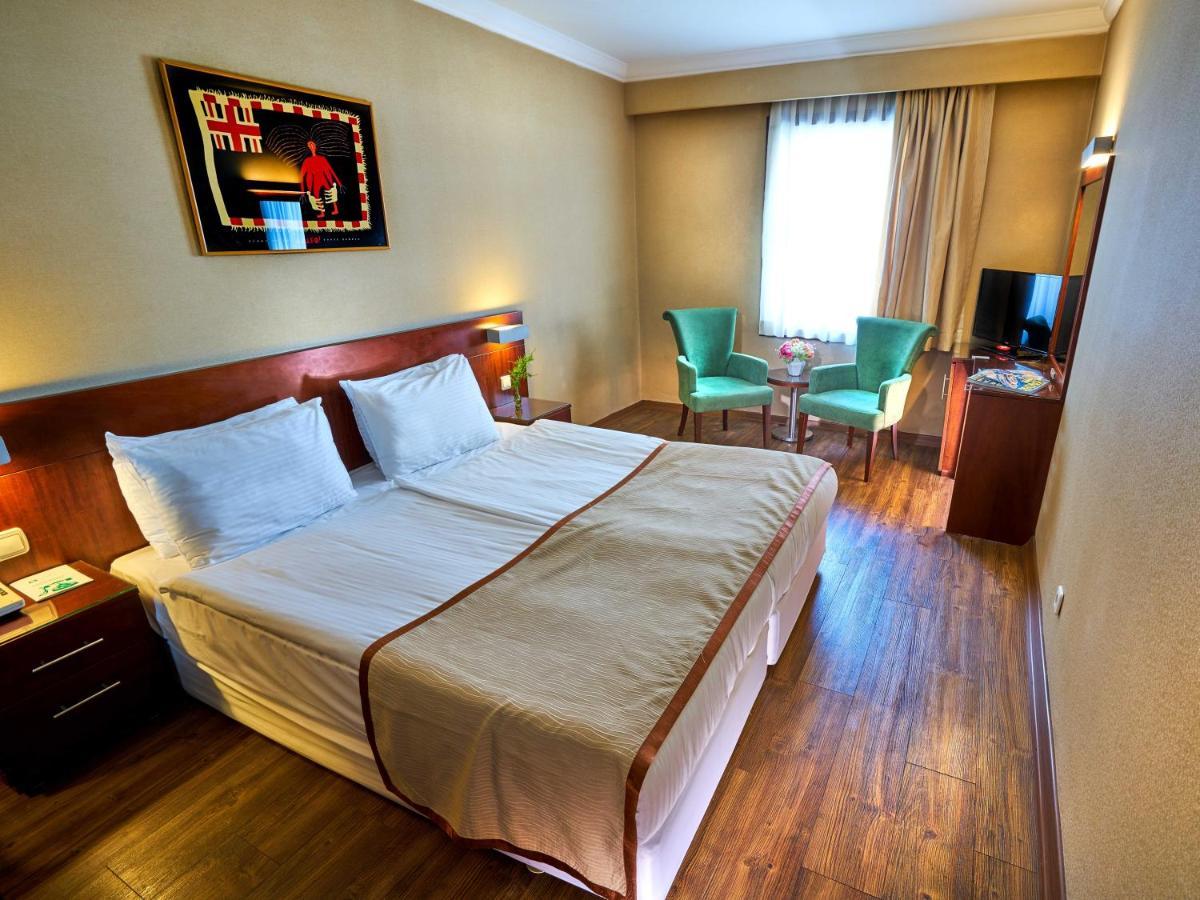 เฟรอนยา โฮเต็ล Hotel อิสตันบูล ภายนอก รูปภาพ
